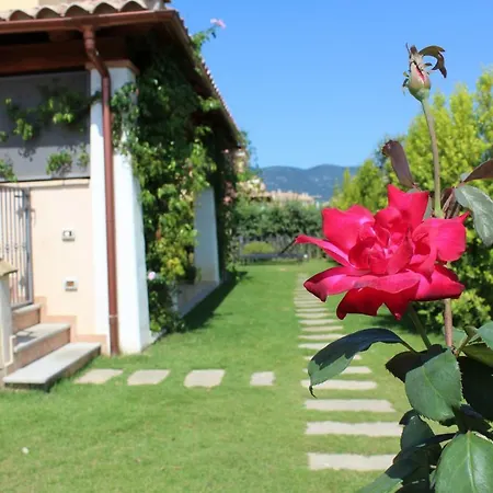 Acquachiara Alojamento de Acomodação e Pequeno-almoço Villasimius